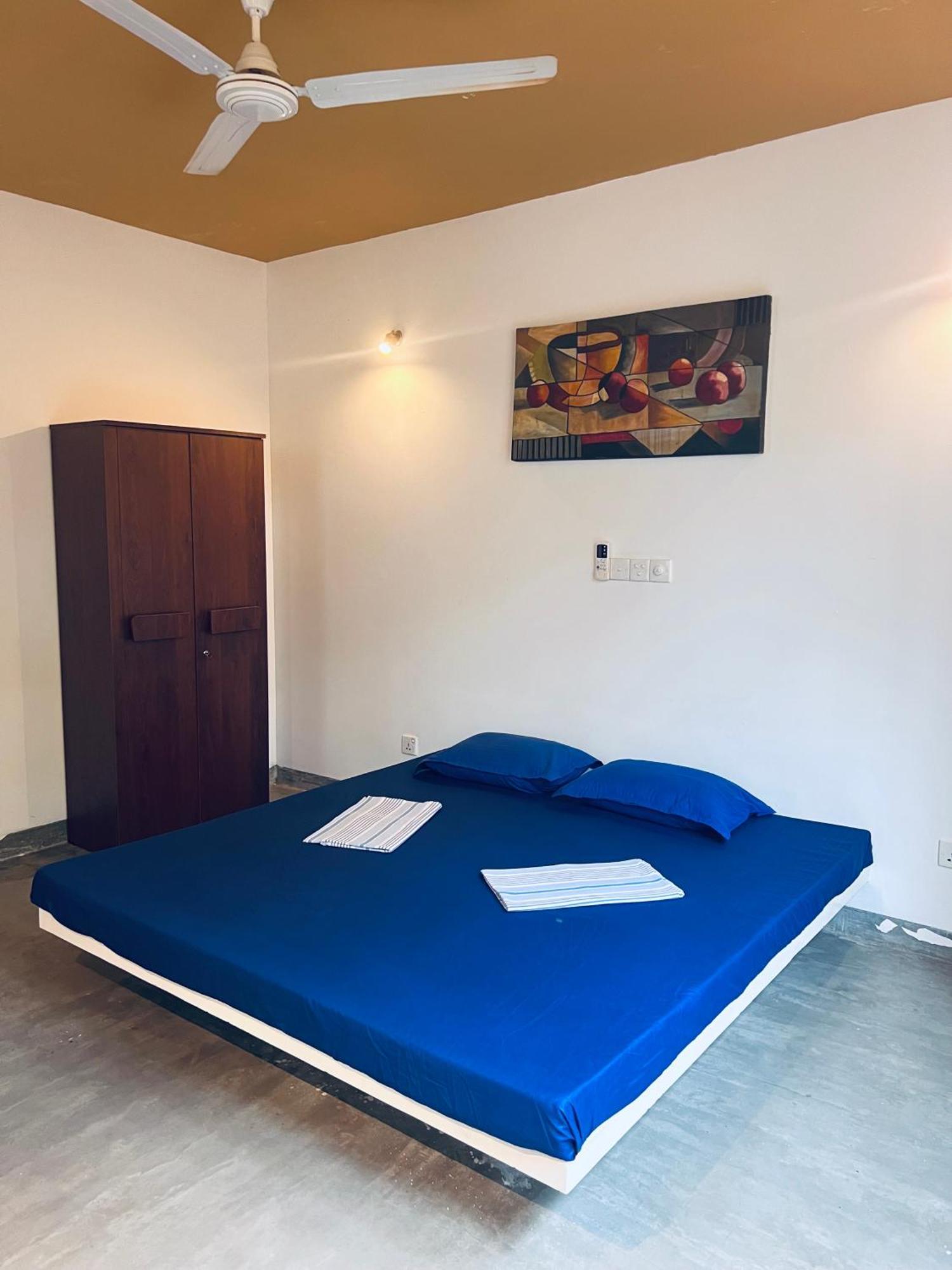 The Hostel Мірісса Екстер'єр фото